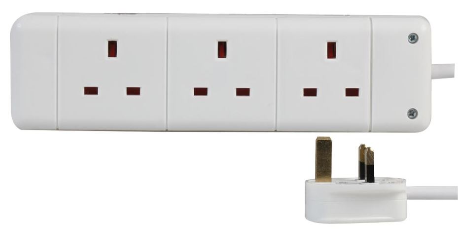 PRO ELEC White 3-Gang Extension Lead, 2m, 13A