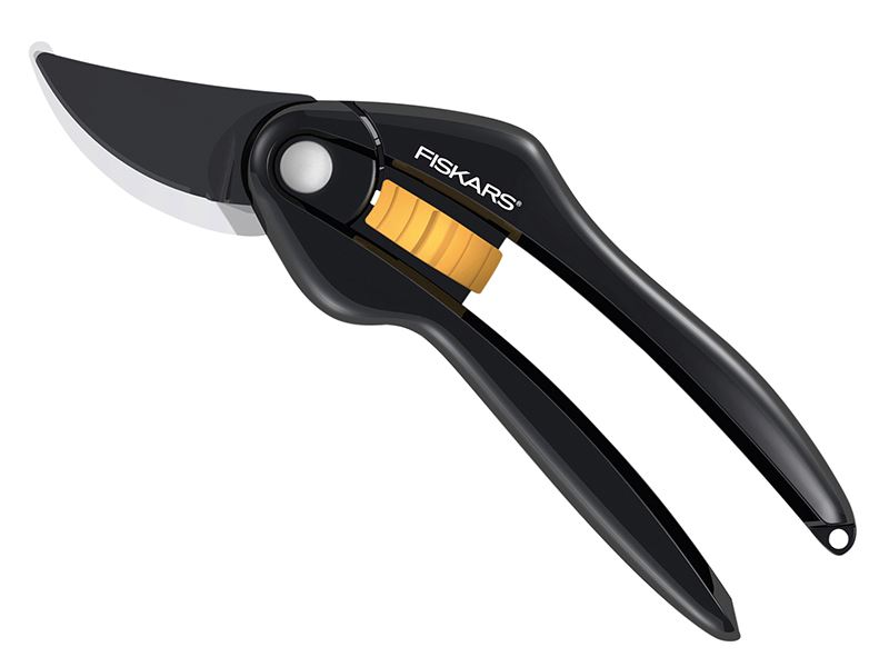 Fiskars SingleStep™ P26 Bypass Pruner, 22mm Cut Capacity