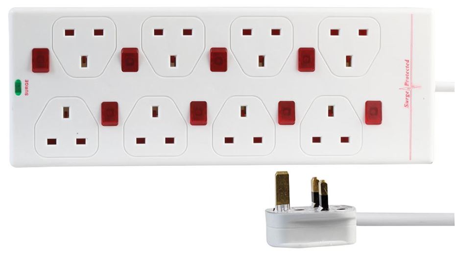 PRO ELEC 8-Weg Overspanningsbeveiligde Verlengkabel, 5m, Wit