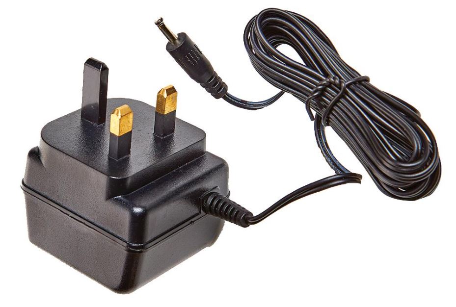 HiLo - Netzteil 4,5V 800mA 3,6W mit 1,5mm Stecker