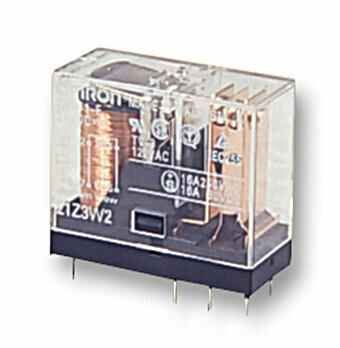 Omron G2Rシリーズ PCBリレー DPDT 24V DC 5A