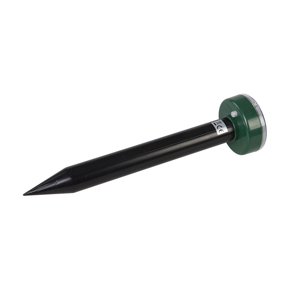 Fixman Solar-Powered Mole Repeller, 650m² Coverage