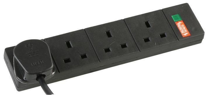 PRO ELEC - Kabel Sambungan 4 Lubang dengan Perlindungan Surge, Hitam, 5m