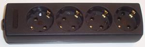Pro Elec יחידת שקעים 4 יציאות שחורה, 16 אמפר