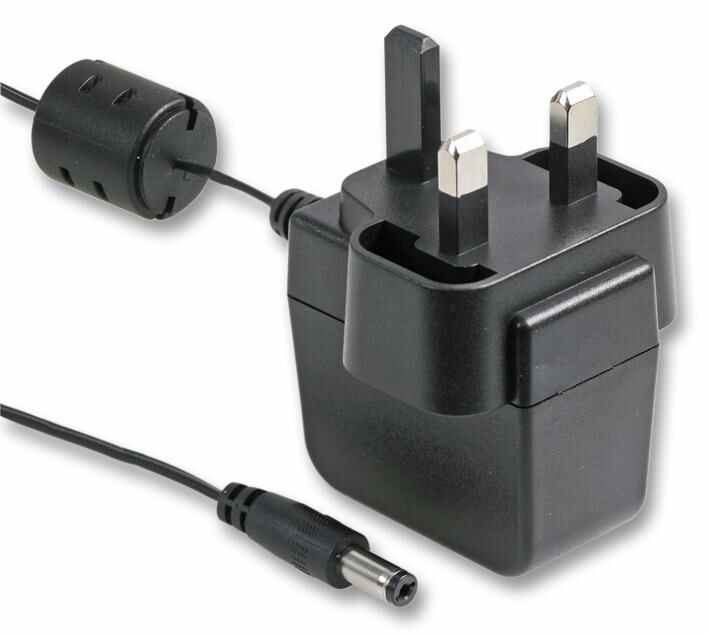 Powerpax 15V 500mA プラグイン電源アダプター 7.5W 2.1mmプラグ
