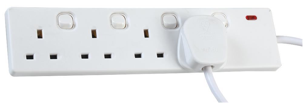 PRO ELEC 4-voudige Verlengsnoer met Schakelaar, 3m, Wit