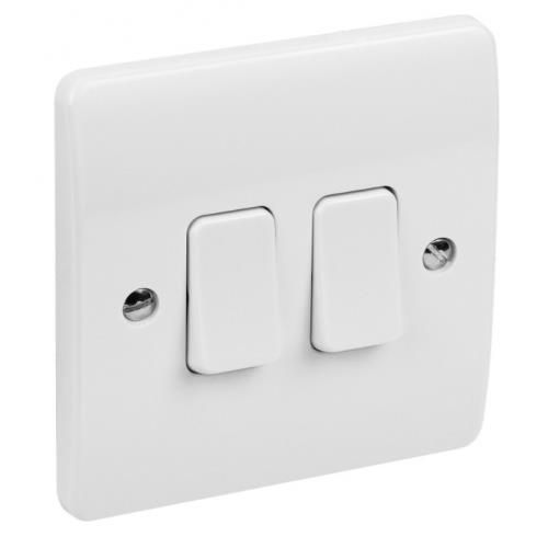 MK Logic Plus 2-Gangs 2-Weg Schakelaar, 10A, Wit
