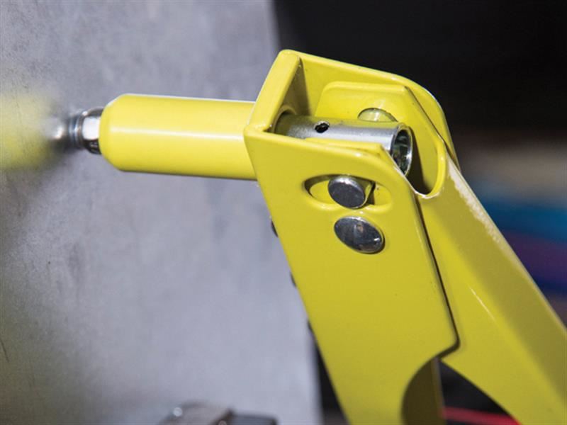 BlueSpot Hand Rivet Gun with 60 Rivets