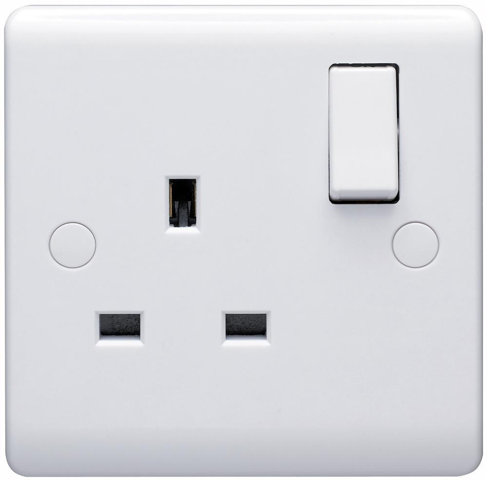 Volex Casa 1 Gang Switched Socket, White, BS 1363-2 Compliant