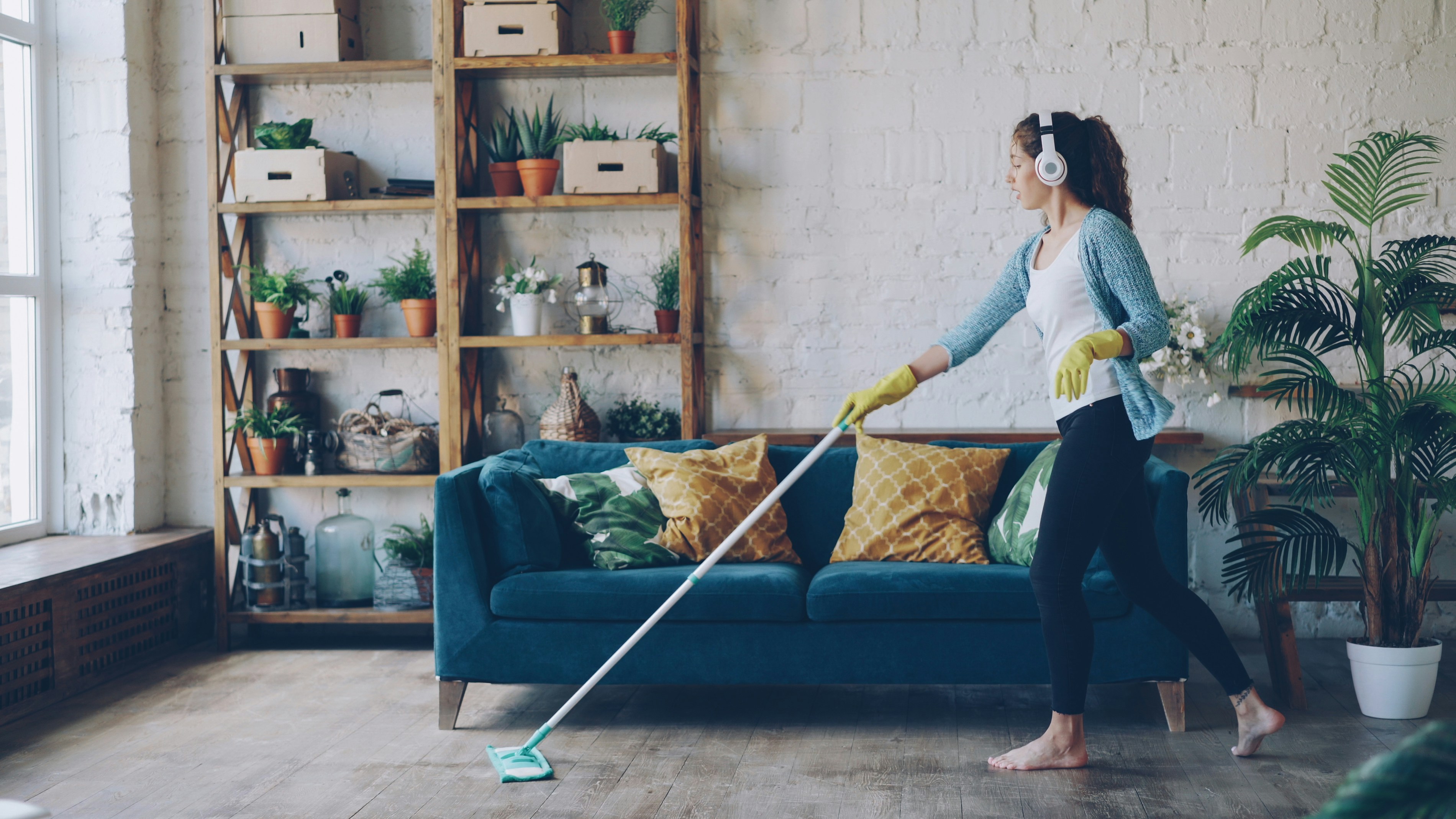 Master Essential Skills for House Cleaning Success