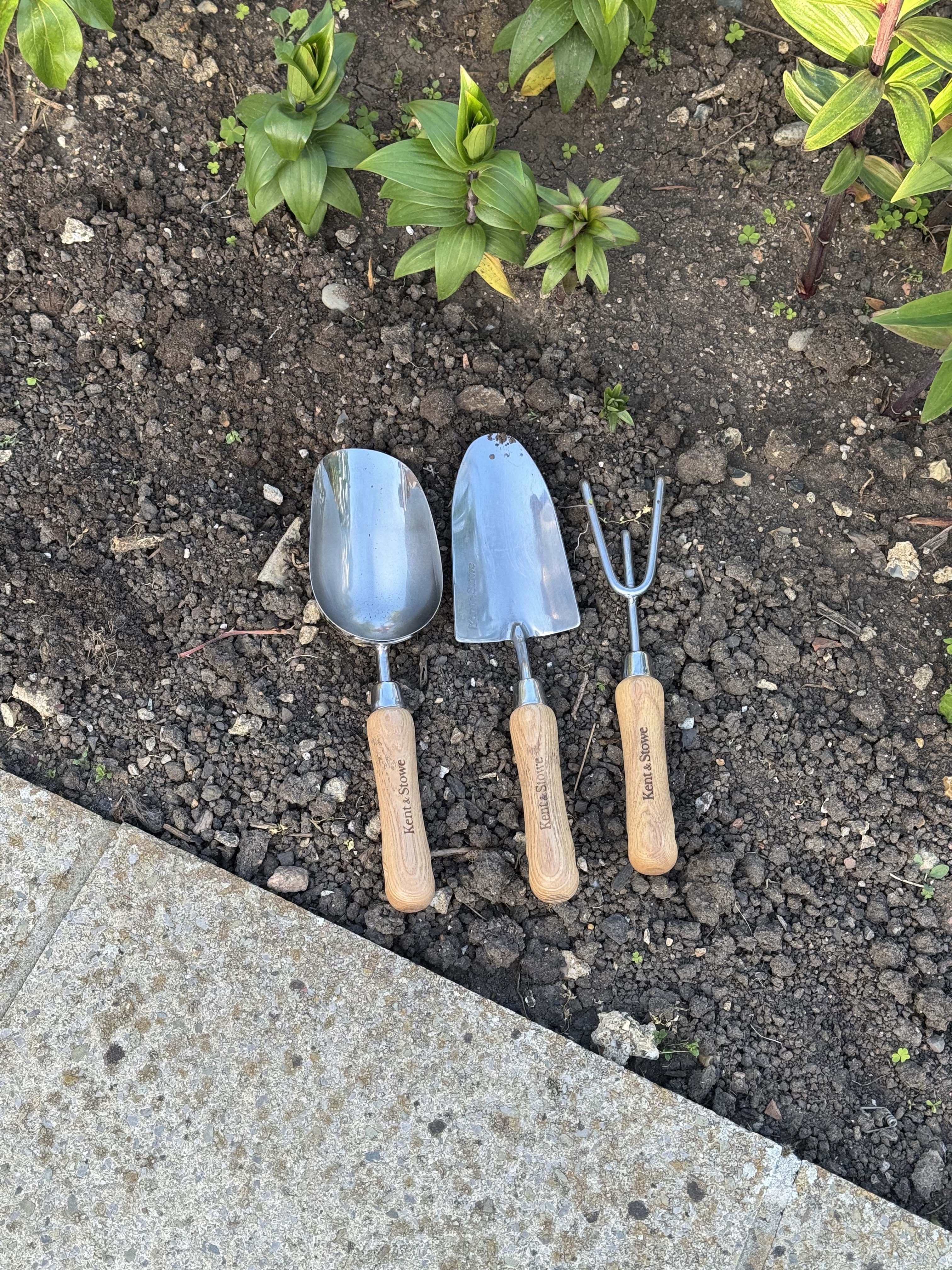 Premium Gardening Hand Tools: Craftsmanship & Durability for UK